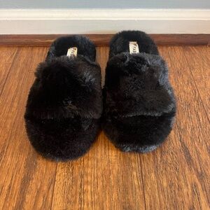 Fabletics Women’s Black Furry Slip On Backless Slippers NWOT